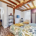 3 Bedroom Awesome In Le Vendin Feriehus *