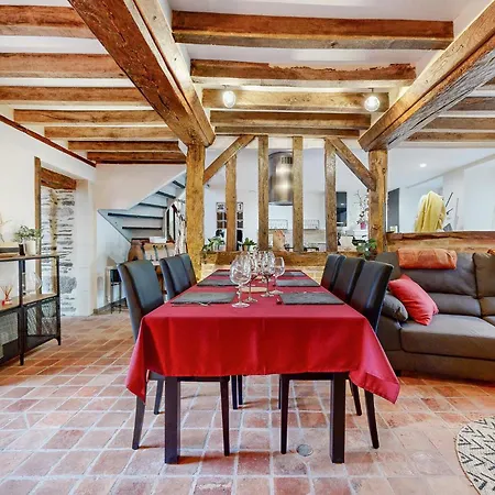3 Bedroom Awesome In Le Vendin Feriehus *