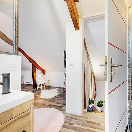 Amazing In Le Vendin 펜션 Neuilly-le-Vendin