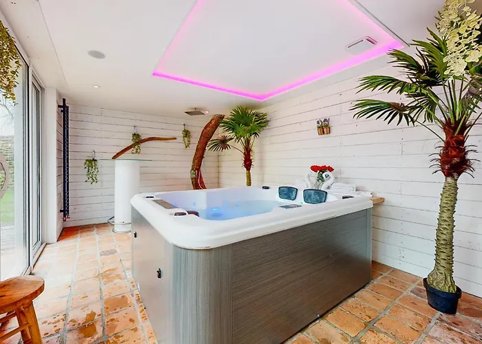 بيت للعطل Amazing In Le Vendin