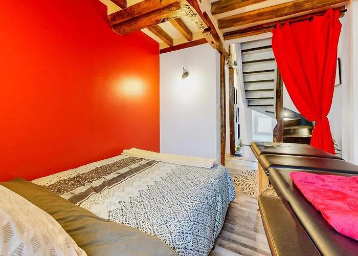 Amazing In Le Vendin بيت للعطل